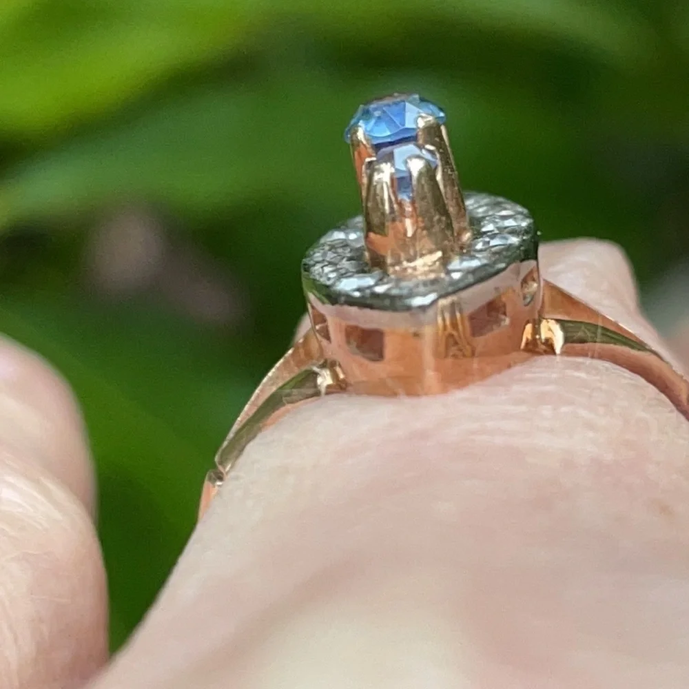 Antique 14K gold ring with fianites made in USSR